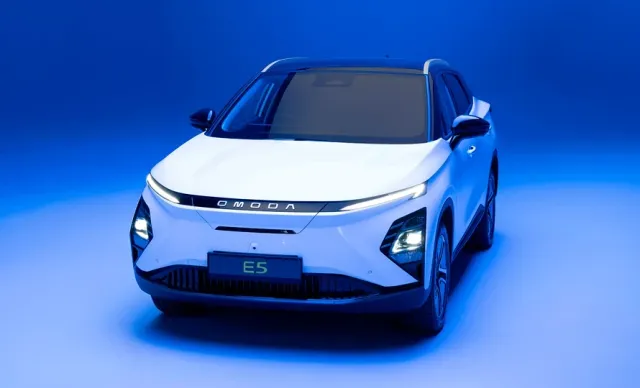 OMODA E5